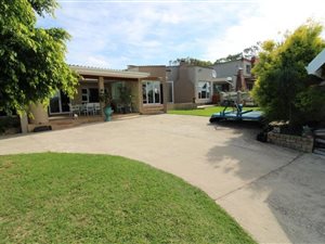 11.6 ha Farm in East London Central