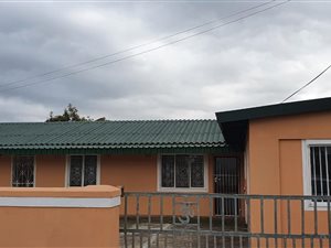 4 Bed Townhouse in Clayfield
