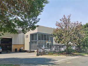 1213 m² Industrial space in Longmeadow