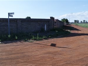 1283 m² Land available in Meyerton Park