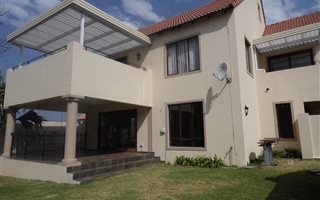 3 Bedroom House in Fourways