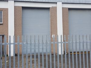 235 m² Industrial space in Airport Industria