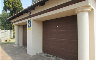 4 Bedroom House in Dalpark