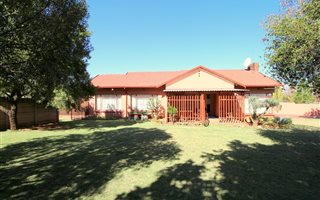 3 Bedroom House in Elspark