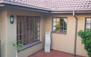 3 Bedroom Duet in Garsfontein