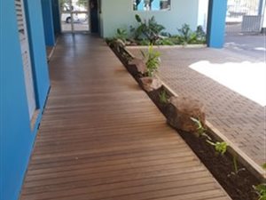 102 m² Office Space in Bulwer