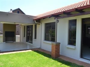 3 Bed House in Copperleaf