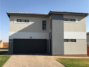 3 Bed Townhouse in Thatchfield
