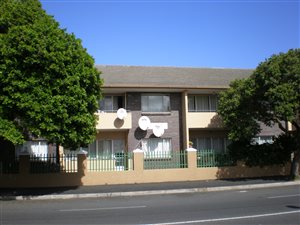 2 Bed House in Goodwood Estate