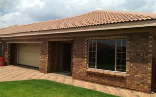 3 Bedroom Duet in Aerorand