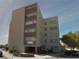 2 Bed Apartment in Port Elizabeth Central