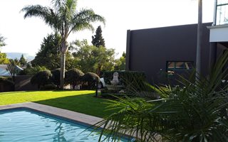 5 Bedroom House in Protea Valley