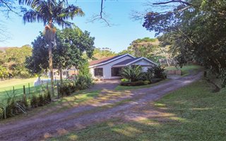 2.5 ha Smallholding in Pennington