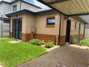 3 Bed Townhouse in Leopards Rest Security Estate