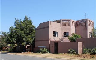 2 Bedroom Cluster in Magaliessig