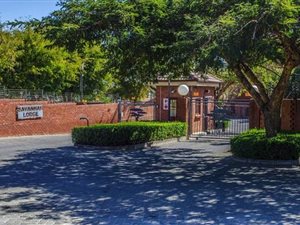 1 Bed Flat in Honeydew Ridge