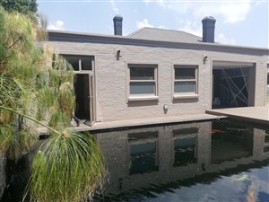 120 m² Office Space in Parkwood