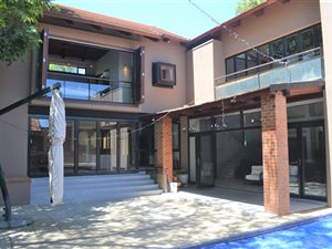 4 Bed House in Dainfern Valley