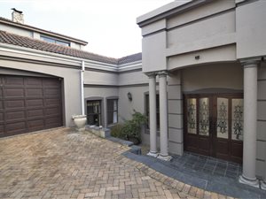 4 Bed House in Panorama