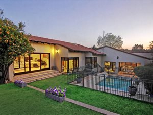 House in Woodmead