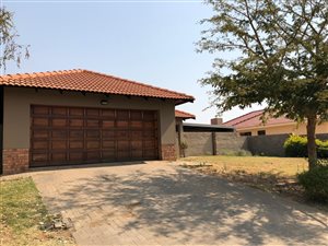 3 Bed Townhouse in Kroondal