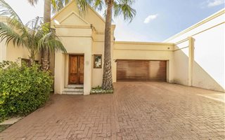 3 Bedroom Cluster in Cedar Lakes