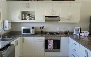 2 Bedroom Apartment in Mt Edgecombe
