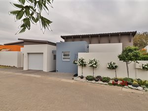 3 Bed Cluster in Broadacres