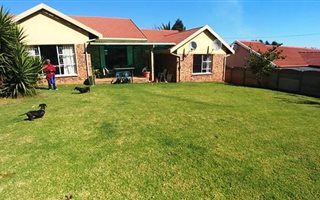 4 Bedroom House in Wilro Park