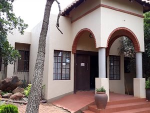 3399 m² Commercial space in Tierpoort