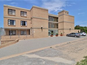 3 Bed Apartment in Paradise Beach