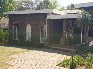 4 Bed House in Lynnwood Ridge