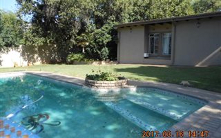 4 Bedroom House in Protea Park