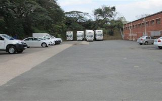 2000 m² Industrial space in Jacobs