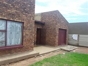 3 Bed House in Daveyton