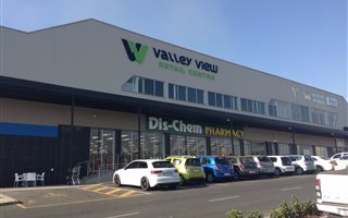 378.510009765625 m² Retail Space in Krugersdorp Central