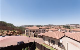 2 Bedroom Townhouse in Mondeor