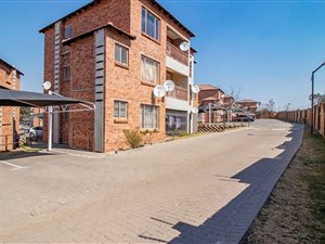 2 Bed Apartment in Birchleigh
