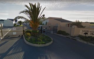 2 Bedroom Townhouse in Melkbosstrand