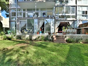 4 Bed Apartment in Craighall