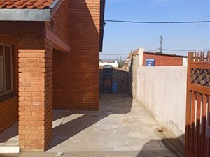 3 Bed House in Nellmapius