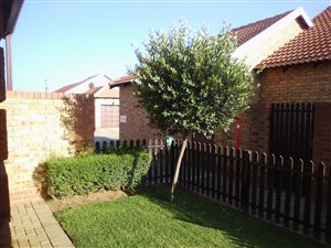 3 Bed Simplex in Brentwood Park