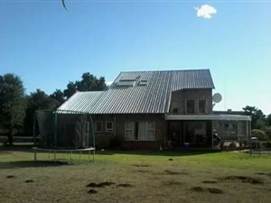 1000 m² Farm in Raslouw