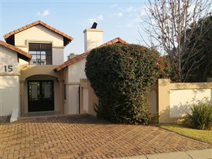 4 Bed House in Maroeladal