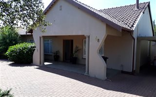 3 Bedroom House in Sunnyridge