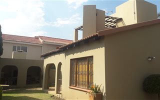 3 Bedroom Cluster in North Riding