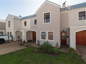 3 Bed House in Welgevonden Estate