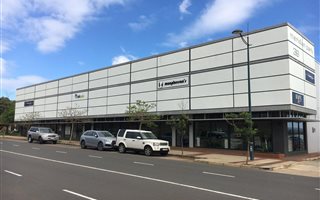 345 m² Commercial space in New Town Centre (Gateway)