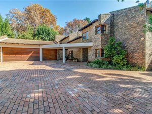 4 Bed House in Lonehill