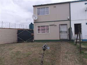 2 Bed Duplex in Whetstone